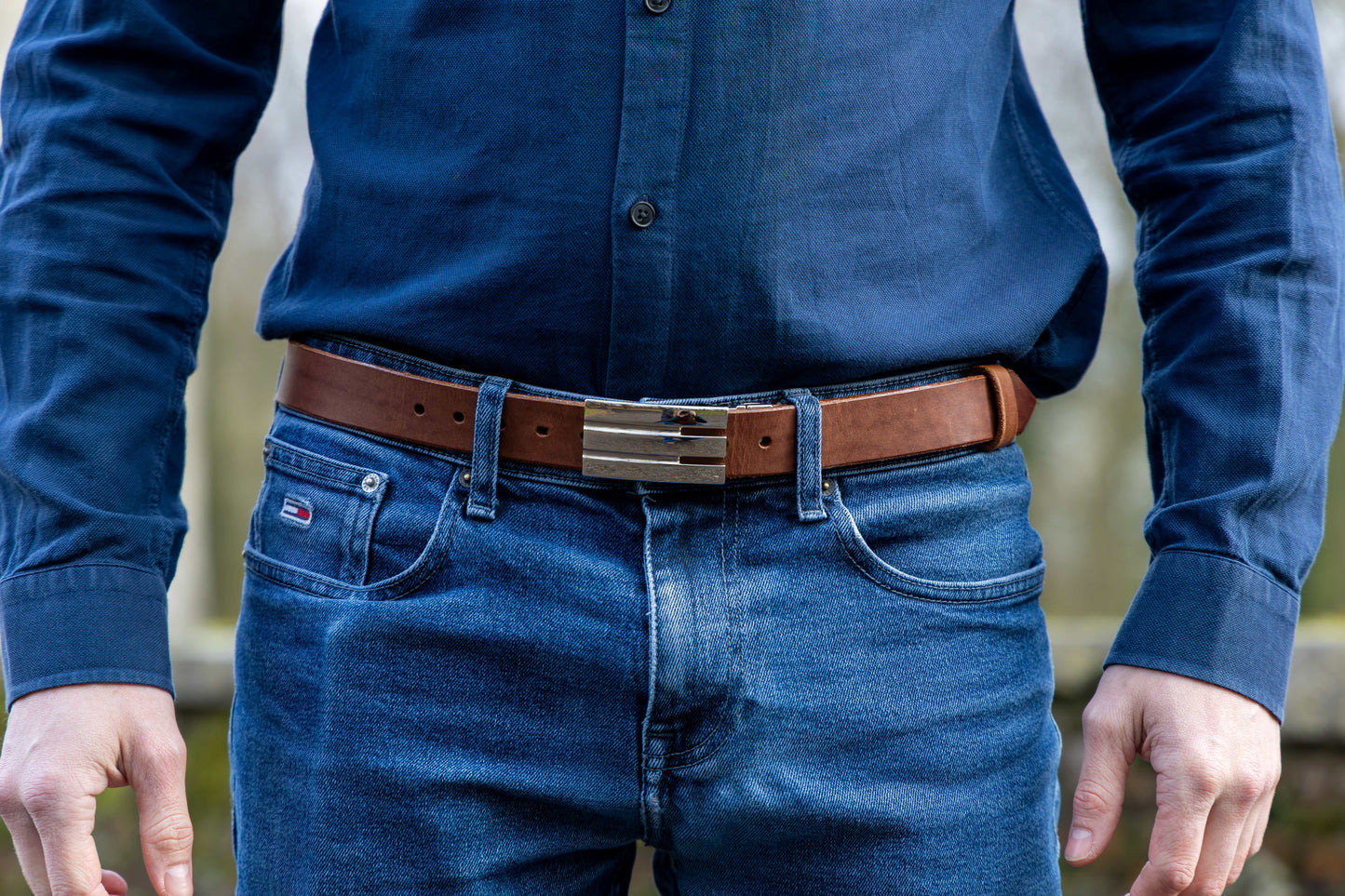 Minimalist touch buckle