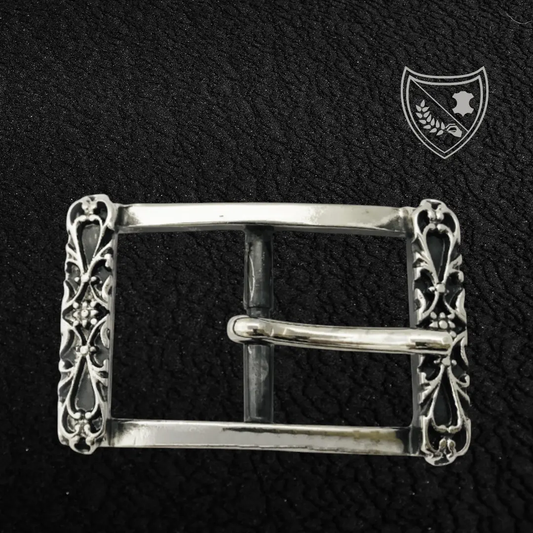 Boucle de ceinture Arabesque en zamac premium, motifs travaillés aux finitions élégantes, savoir‑faire italien, élégance sophistiquée, fermoir fiable pour confort et maintien